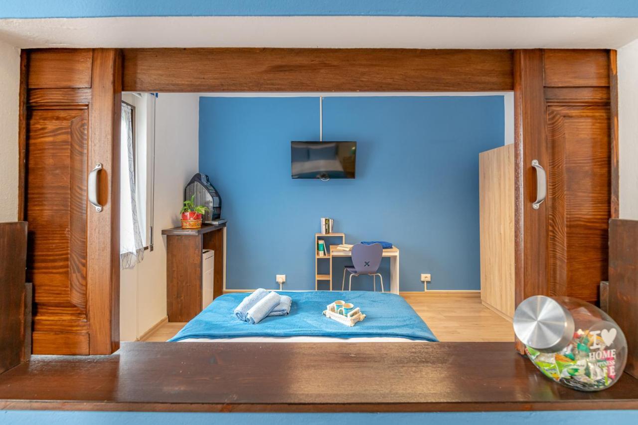 Bilocale Blue Relax Apartment Erba Exterior photo